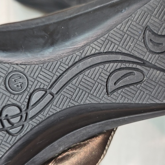 Dansko Women's Janie MetallicBronze Hook&loop S lide Sandals Shoes Sz 41/11-11.5 - Picture 11 of 12